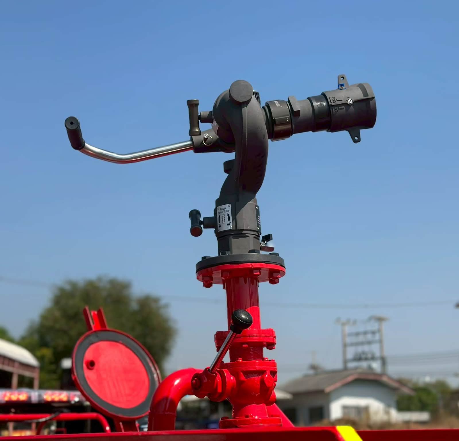 Fire monitor nozzle
